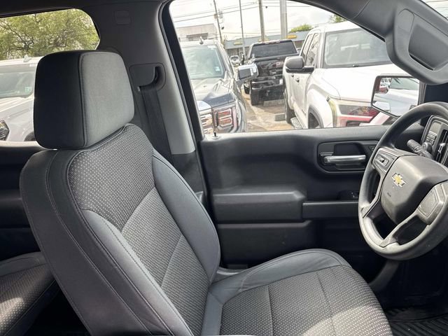 Used 2019 Chevrolet Silverado 1500 Custom image 13