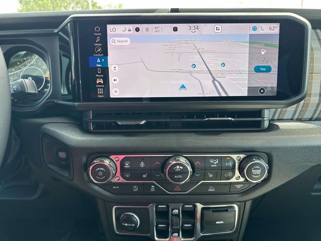 New 2026 Jeep Gladiator Sport AWD/4WD image 27