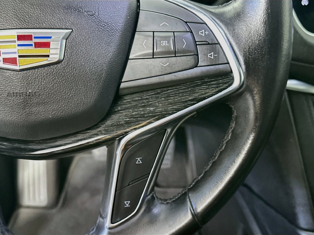 Used 2021 Cadillac XT5 Premium Luxury FWD image 26