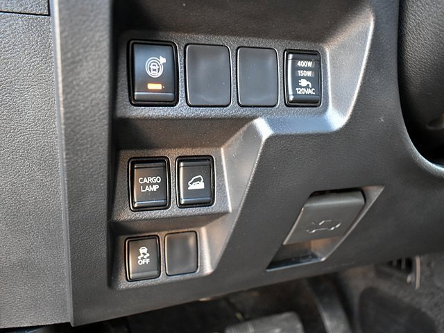 Used 2023 Nissan Frontier SV w/ Technology Package image 29