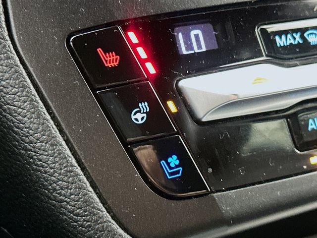 Used 2020 Ford Explorer Limited w/ Hybrid Equipment Group 310A image 17