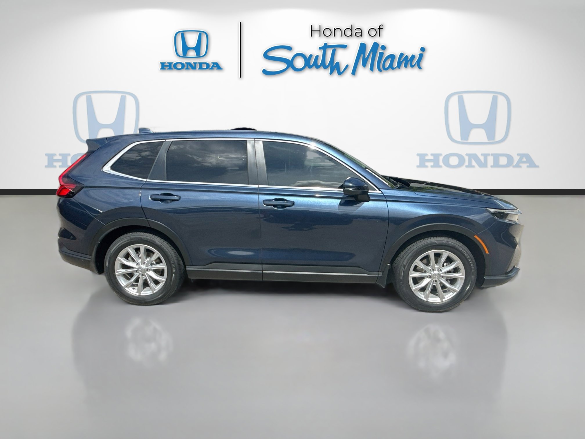 Certified 2025 Honda CR-V EX image 8