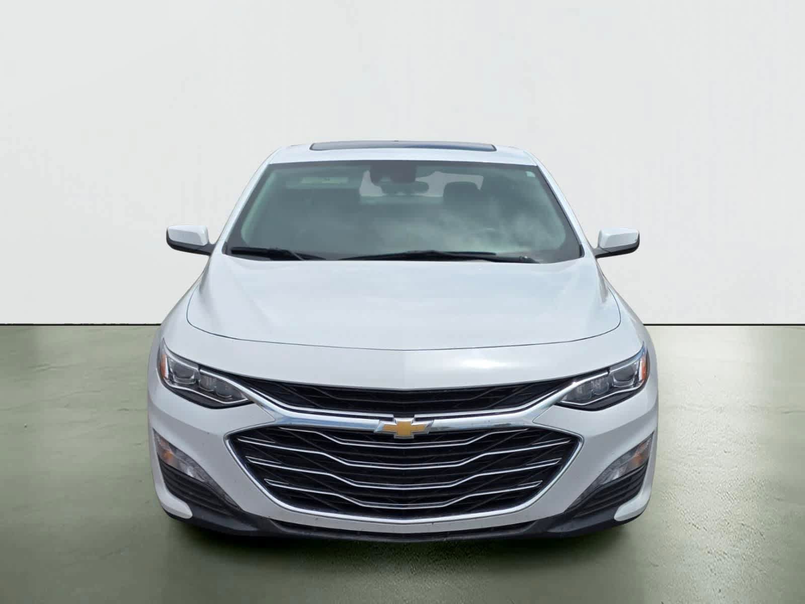 Used 2024 Chevrolet Malibu LT FWD image 9