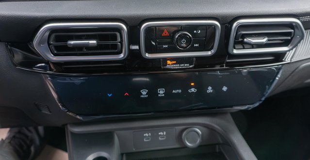 New 2027 Nissan Sentra SV FWD image 15
