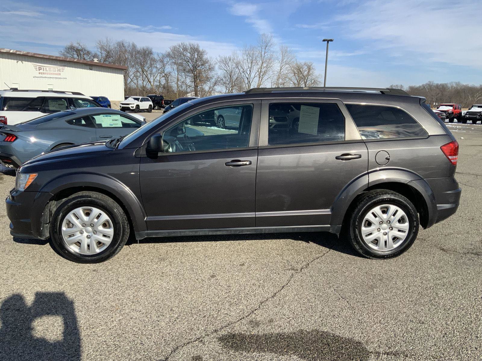 Used 2020 Dodge Journey SE w/ SE Popular Equipment Group image 5