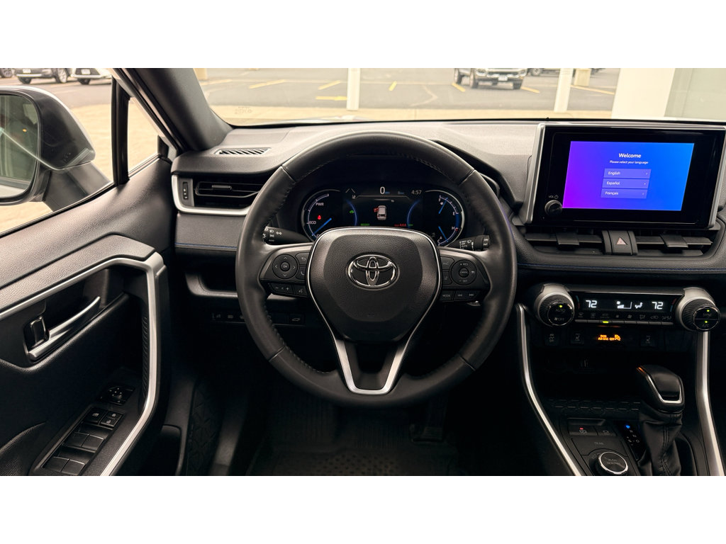Used 2025 Toyota RAV4 SE w/ Convenience Package AWD/4WD image 20