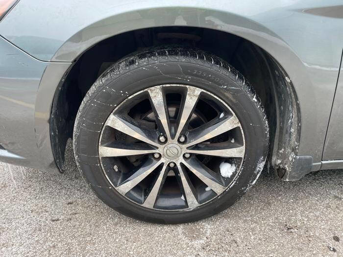 Used 2012 Chrysler 200 Touring image 11