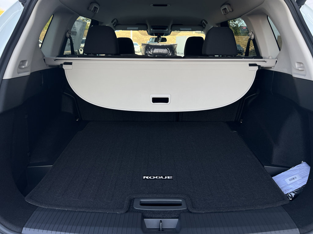 New 2026 Nissan Rogue SV w/ Cold Weather Package image 15