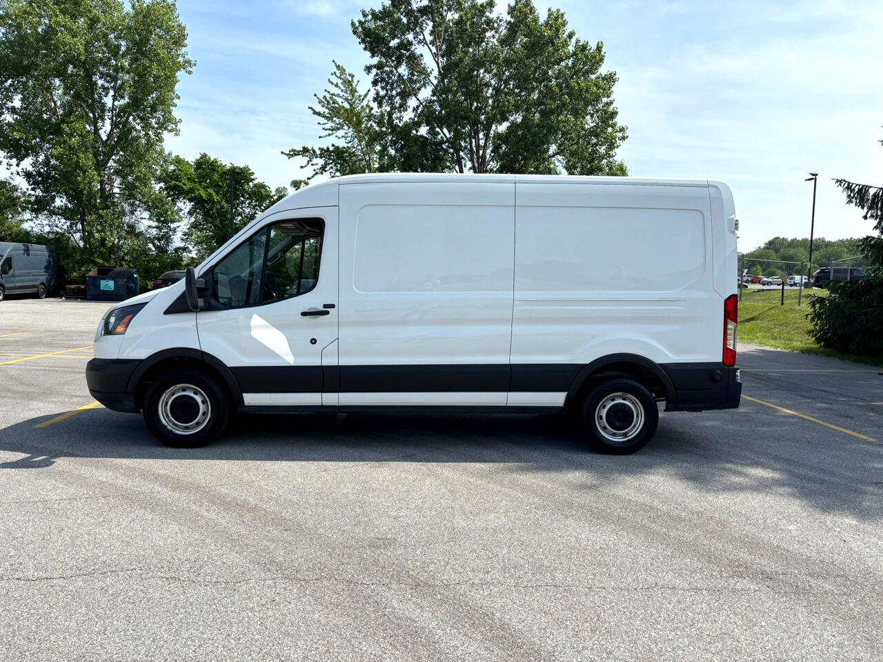 Used 2019 Ford Transit 350 148 Medium Roof image 3