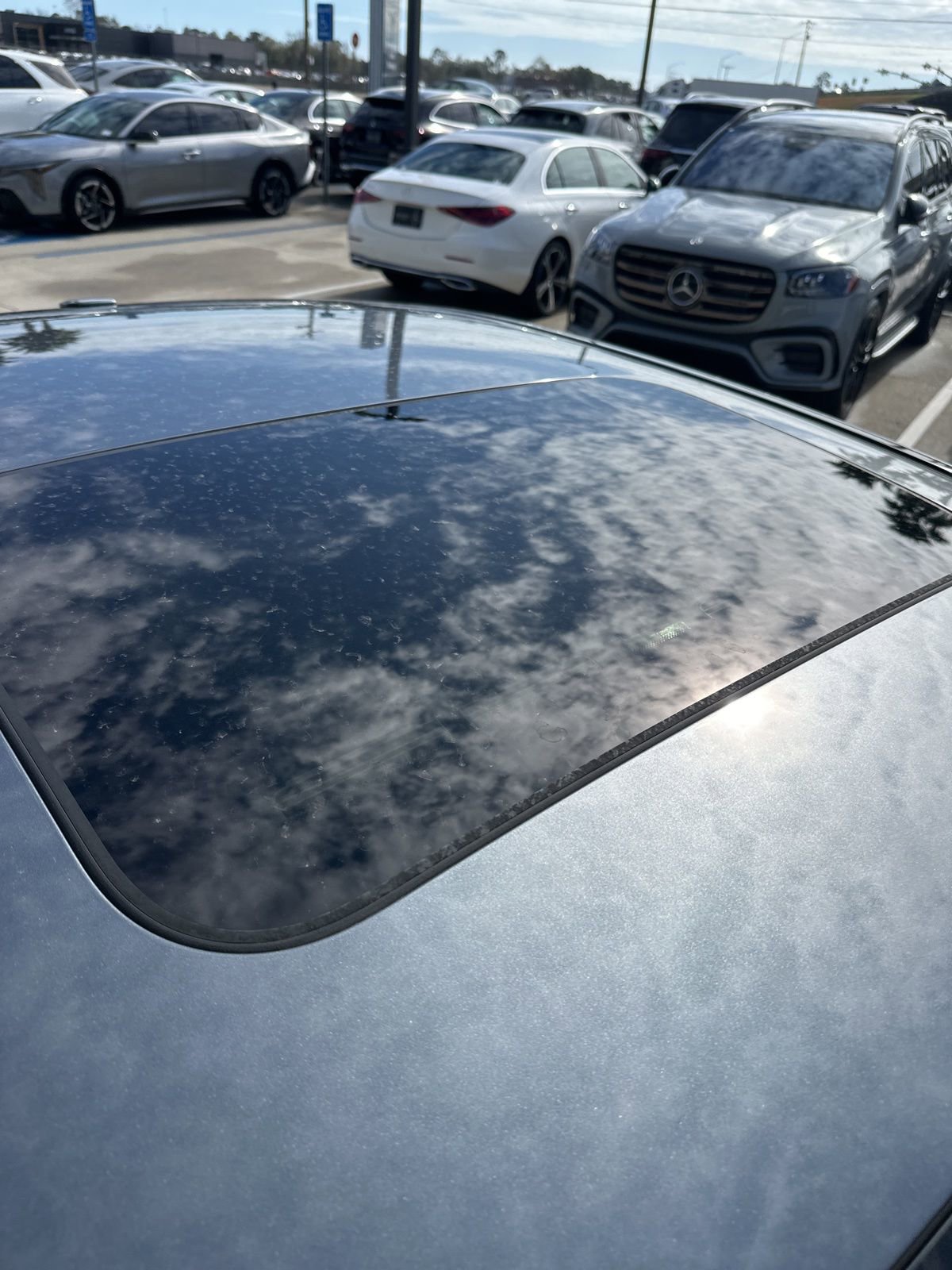 Used 2020 Mercedes-Benz E 350 Sedan image 4