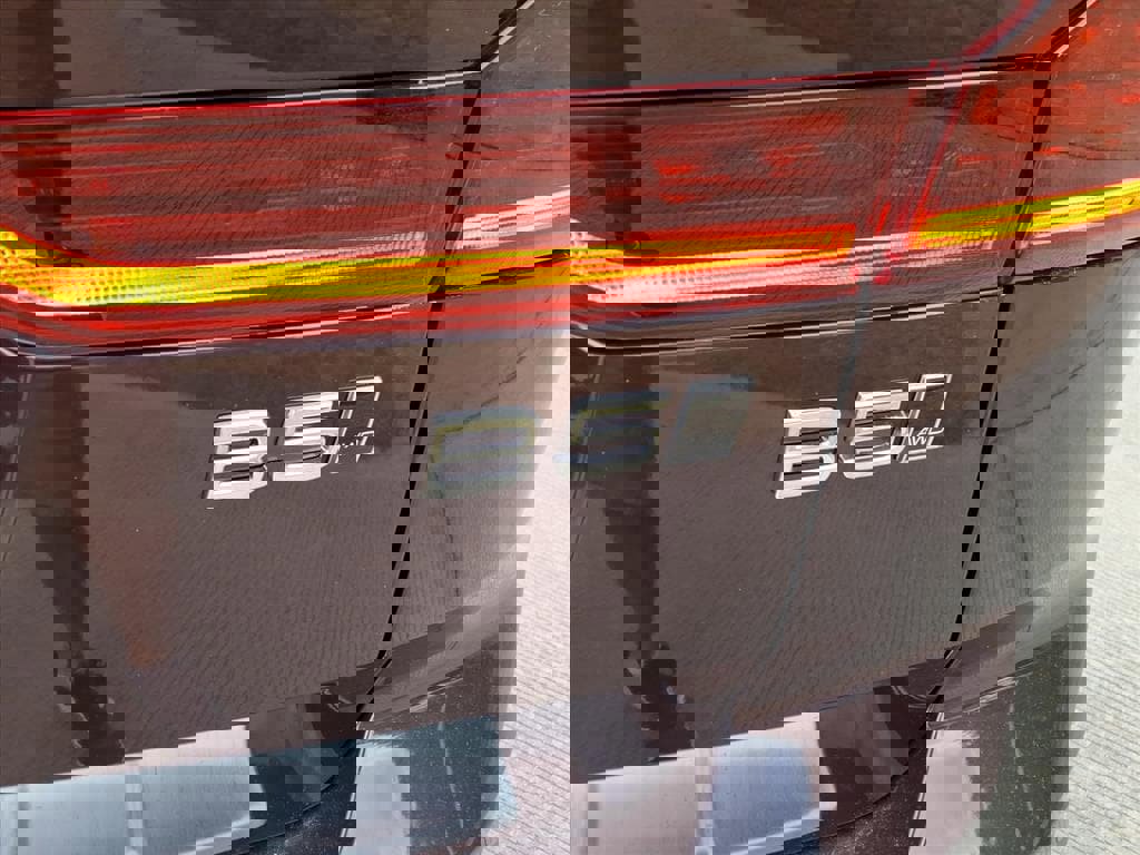 New 2026 Volvo XC60 B5 Ultra w/ Protection Package Premier image 6