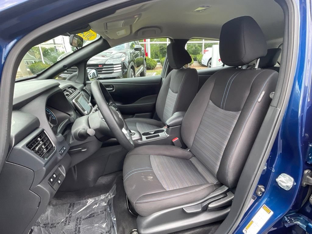 Certified 2024 Nissan Leaf S FWD image 17