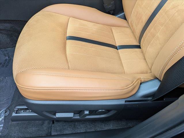 Used 2025 MAZDA CX-70 3.3 Turbo S w/ Premium Plus image 9