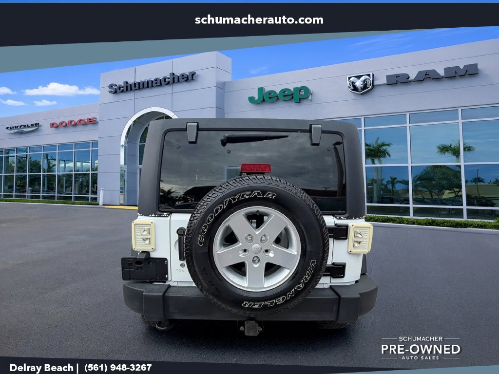 Used 2014 Jeep Wrangler Unlimited Sport w/ Quick Order Package 24S AWD/4WD image 6