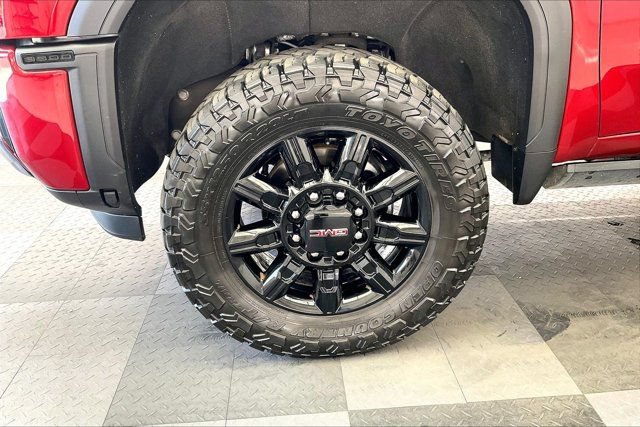 Used 2025 GMC Sierra 3500 AT4 w/ AT4 Premium Plus Package AWD/4WD image 7