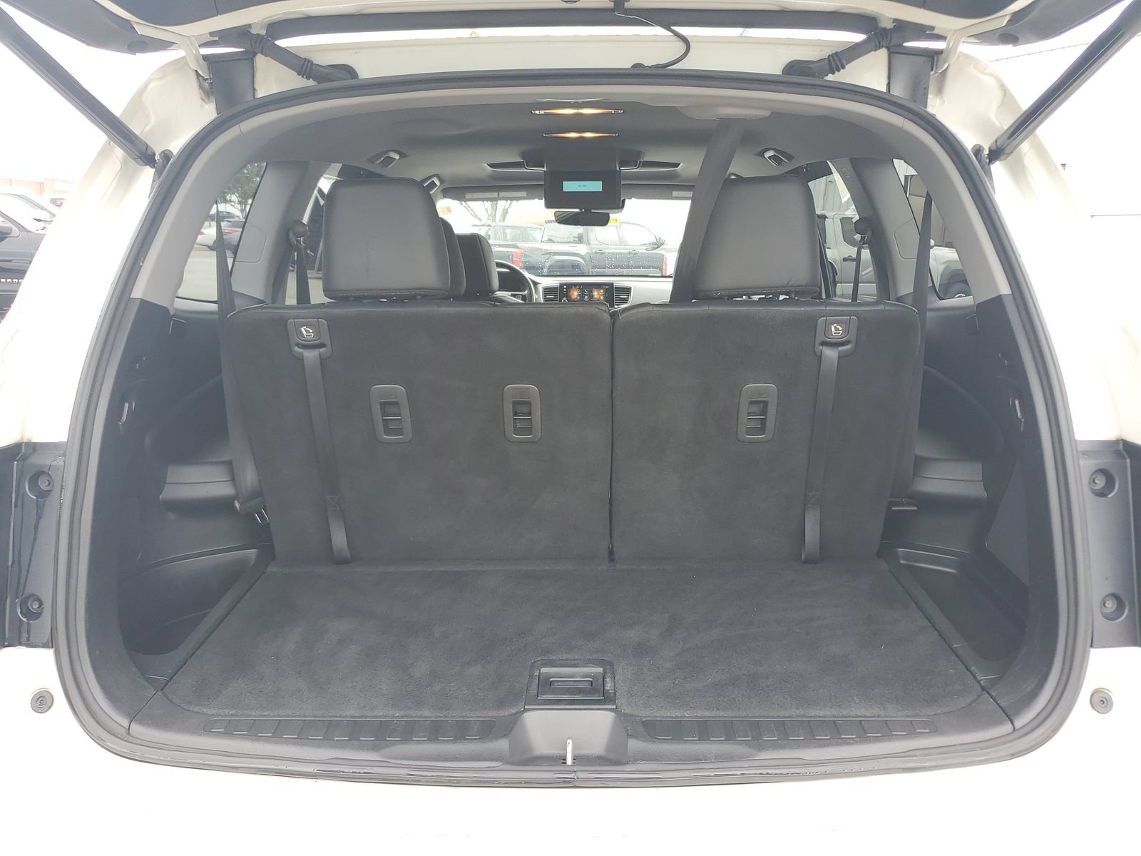 Used 2019 Honda Pilot Touring image 9