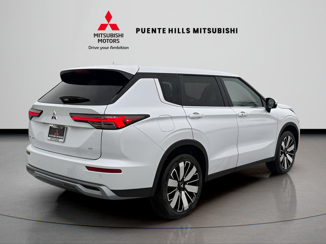 New 2026 Mitsubishi Outlander SE FWD image 5