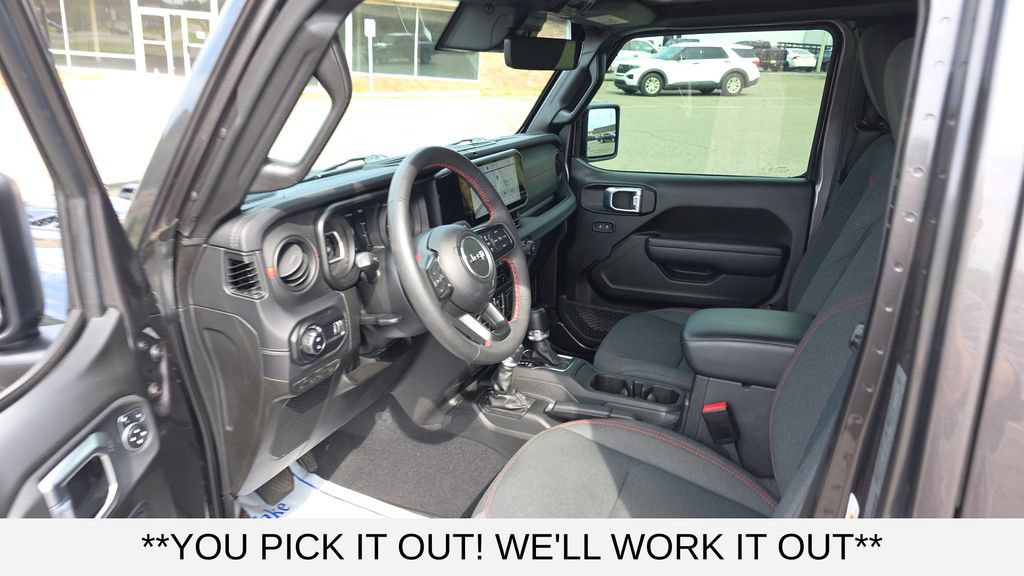 Used 2024 Jeep Gladiator Rubicon w/ Technology Group AWD/4WD image 24