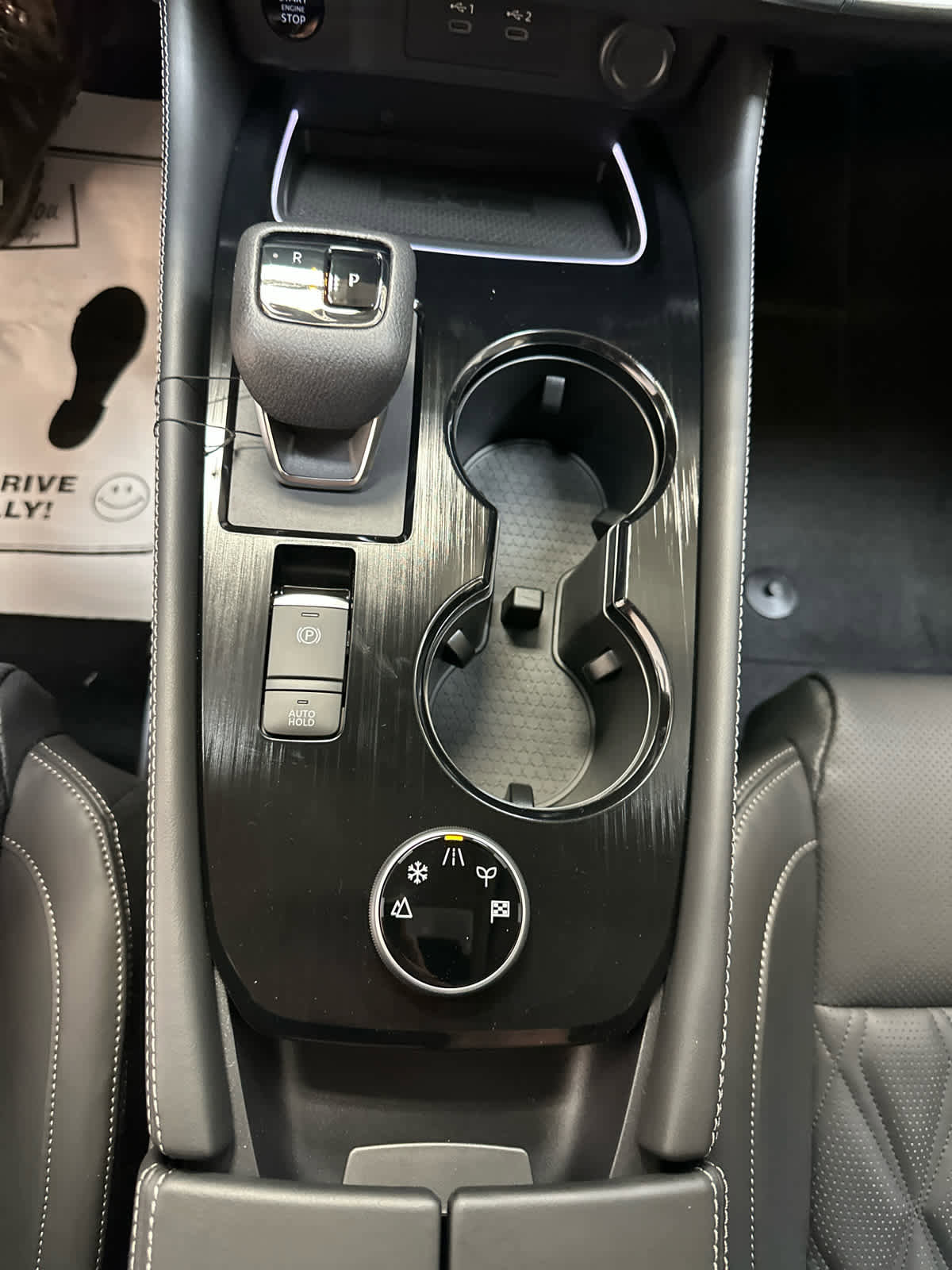 New 2026 Nissan Rogue Platinum image 18