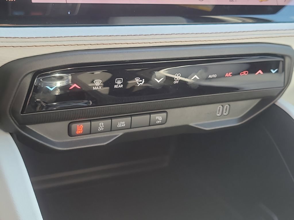 New 2026 Jeep Cherokee Limited AWD/4WD image 29