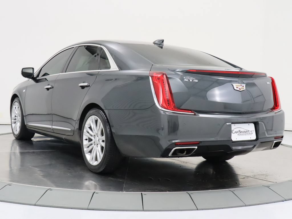 Used 2018 Cadillac XTS Luxury w/ Driver Awareness Package FWD image 3