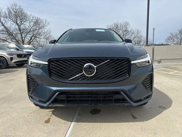 New 2026 Volvo XC60 B5 Plus w/ Protection Package Premier image 2