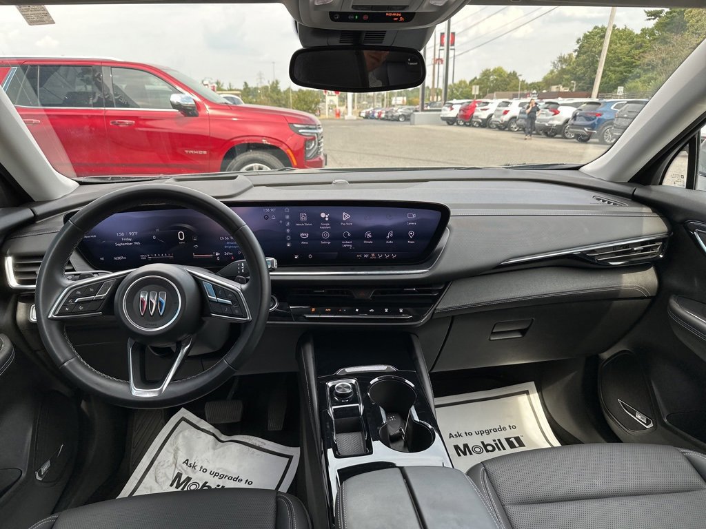Used 2024 Buick Envision Preferred image 2