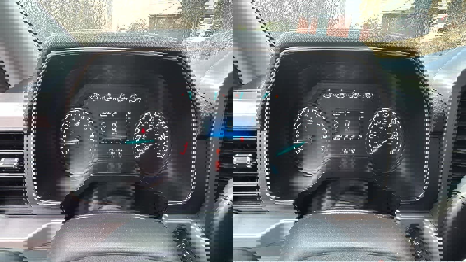 Used 2023 Ford F150 XLT image 14