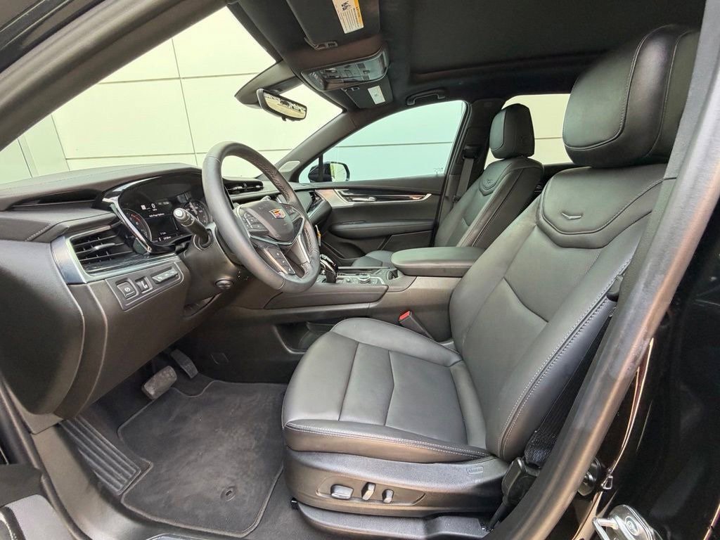 New 2026 Cadillac XT5 Premium Luxury w/ Driver Assist Package FWD image 13