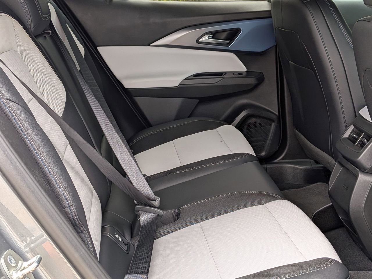 New 2026 Chevrolet Equinox EV LT image 23