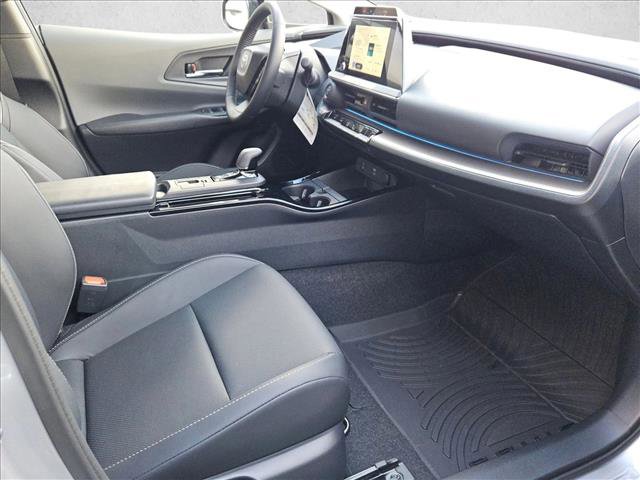 Used 2025 Toyota Prius XLE image 20