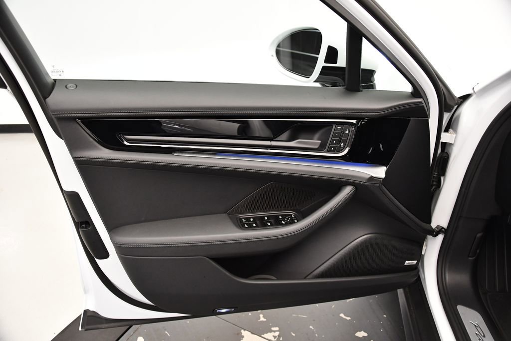 Certified 2024 Porsche Panamera 4 image 36