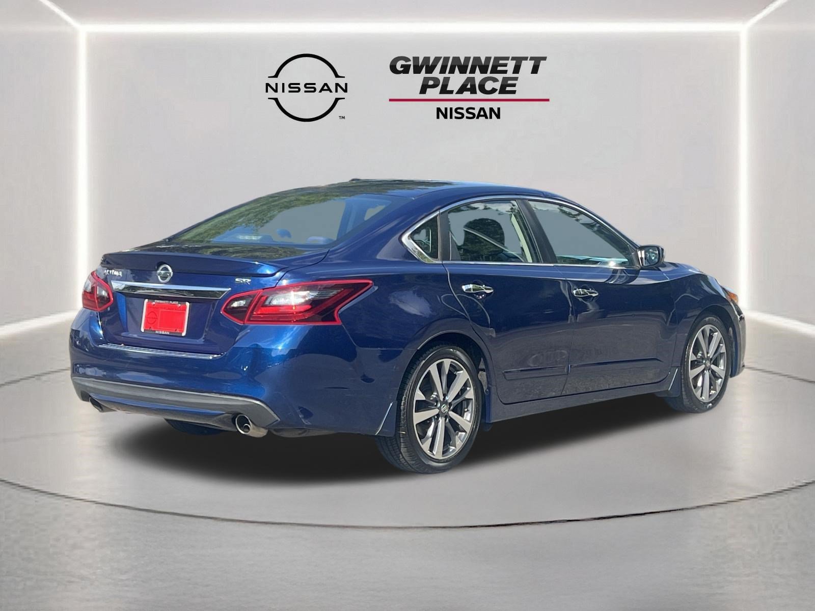 Used 2017 Nissan Altima 2.5 SR FWD image 24