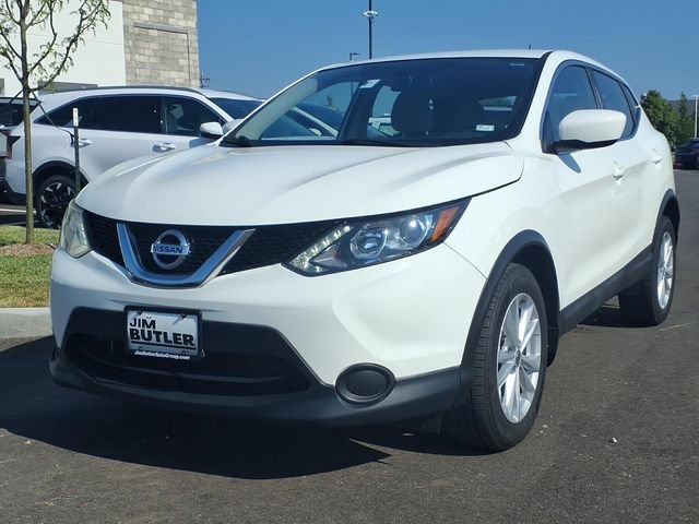 Used 2017 Nissan Rogue Sport S w/ S Appearance Package AWD/4WD image 2