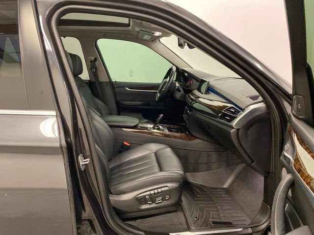 Used 2015 BMW X5 xDrive50i AWD/4WD image 24