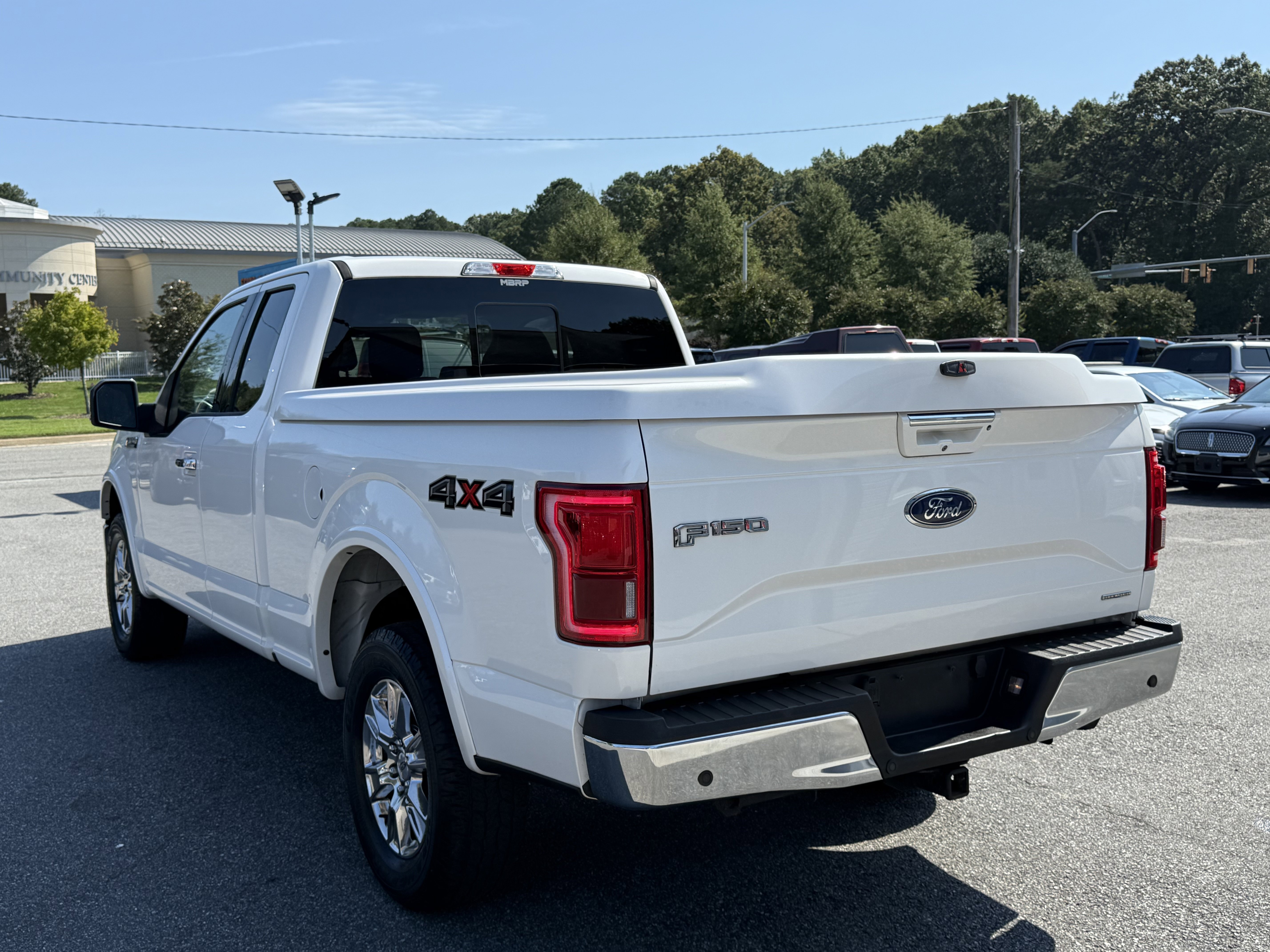Used 2015 Ford F150 Lariat image 15