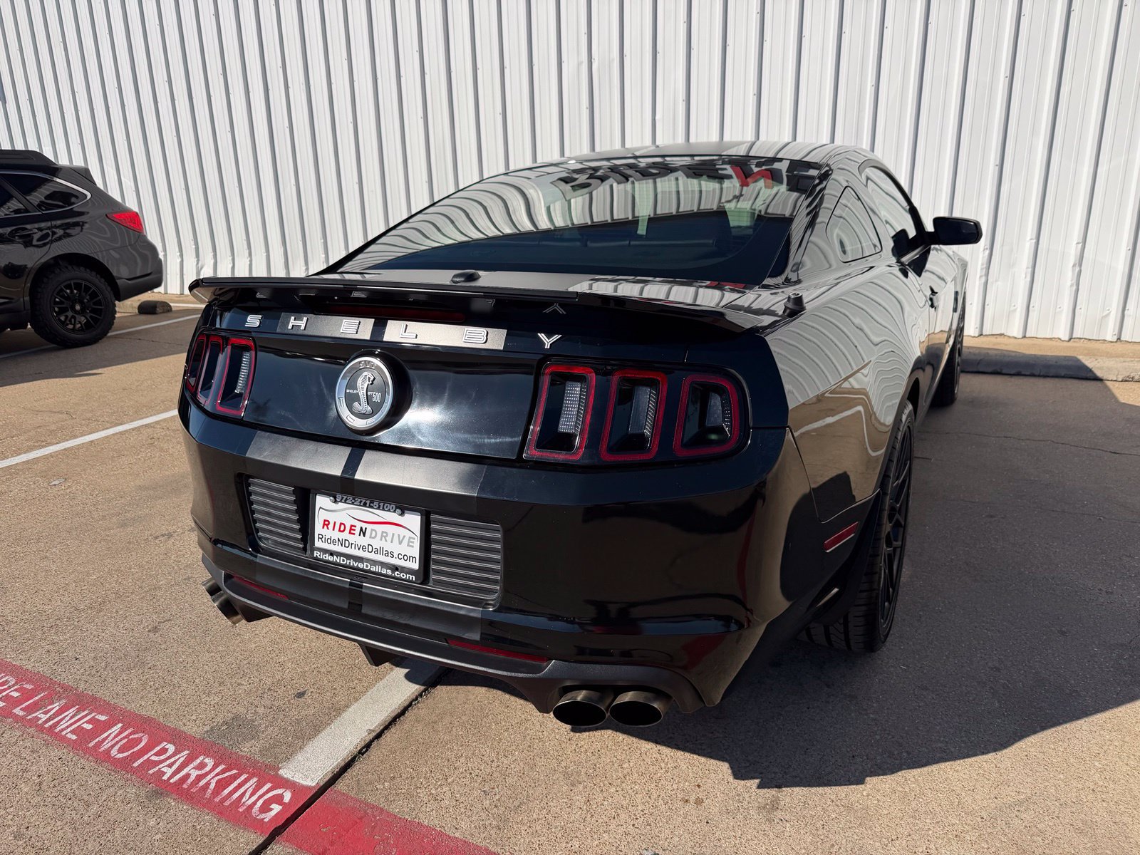 Used 2014 Ford Mustang Shelby GT500 w/ Equipment Group 821A RWD image 6