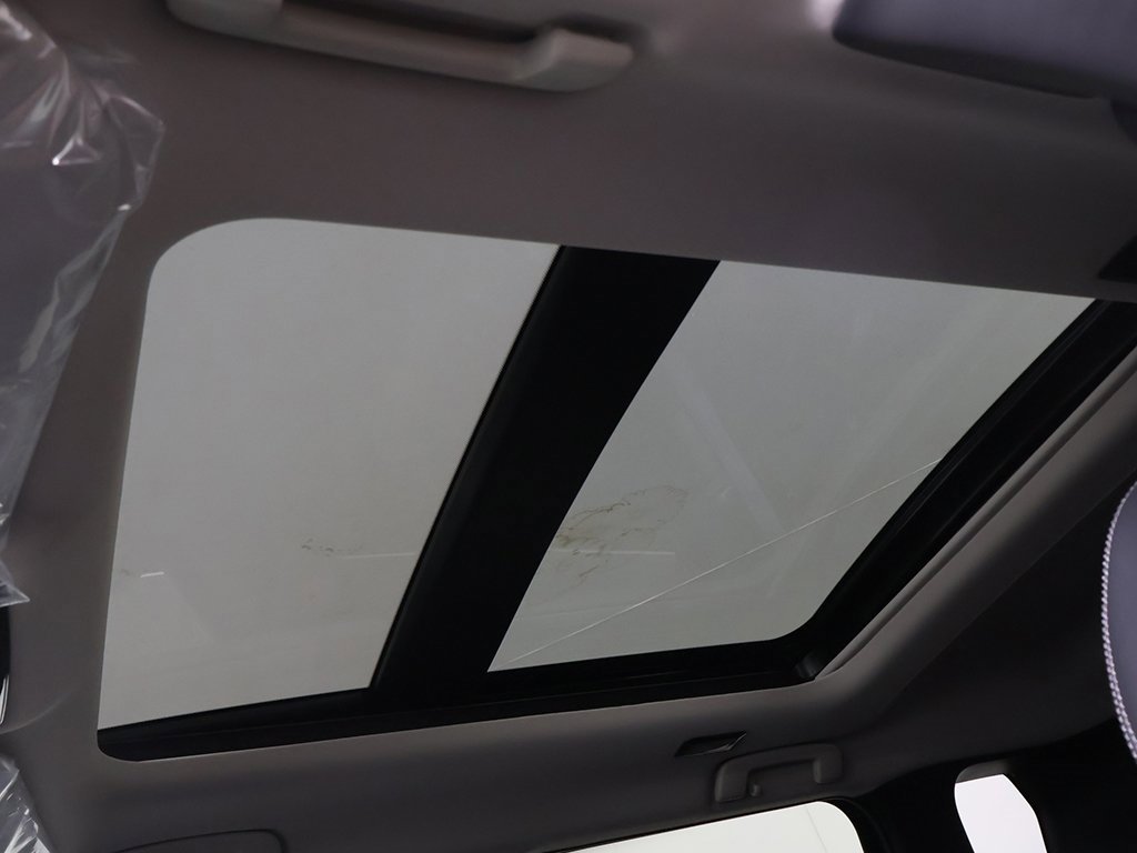 New 2025 Mitsubishi Outlander SE image 22