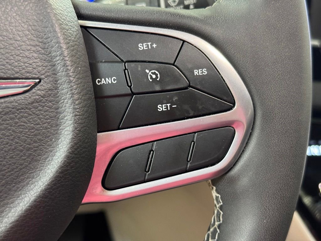 Used 2023 Chrysler Voyager LX FWD image 32