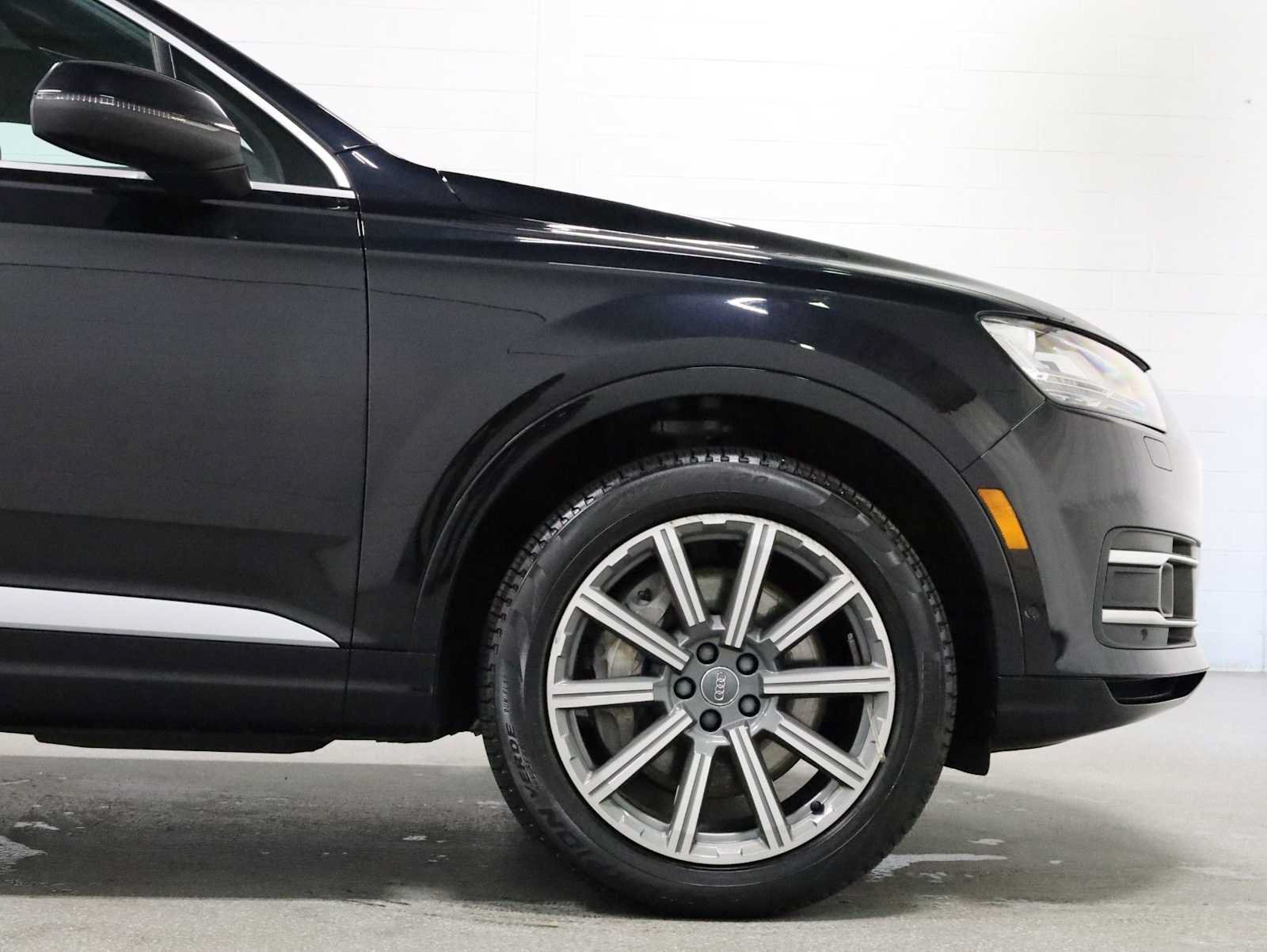 Used 2019 Audi Q7 3.0T Premium Plus AWD/4WD image 11