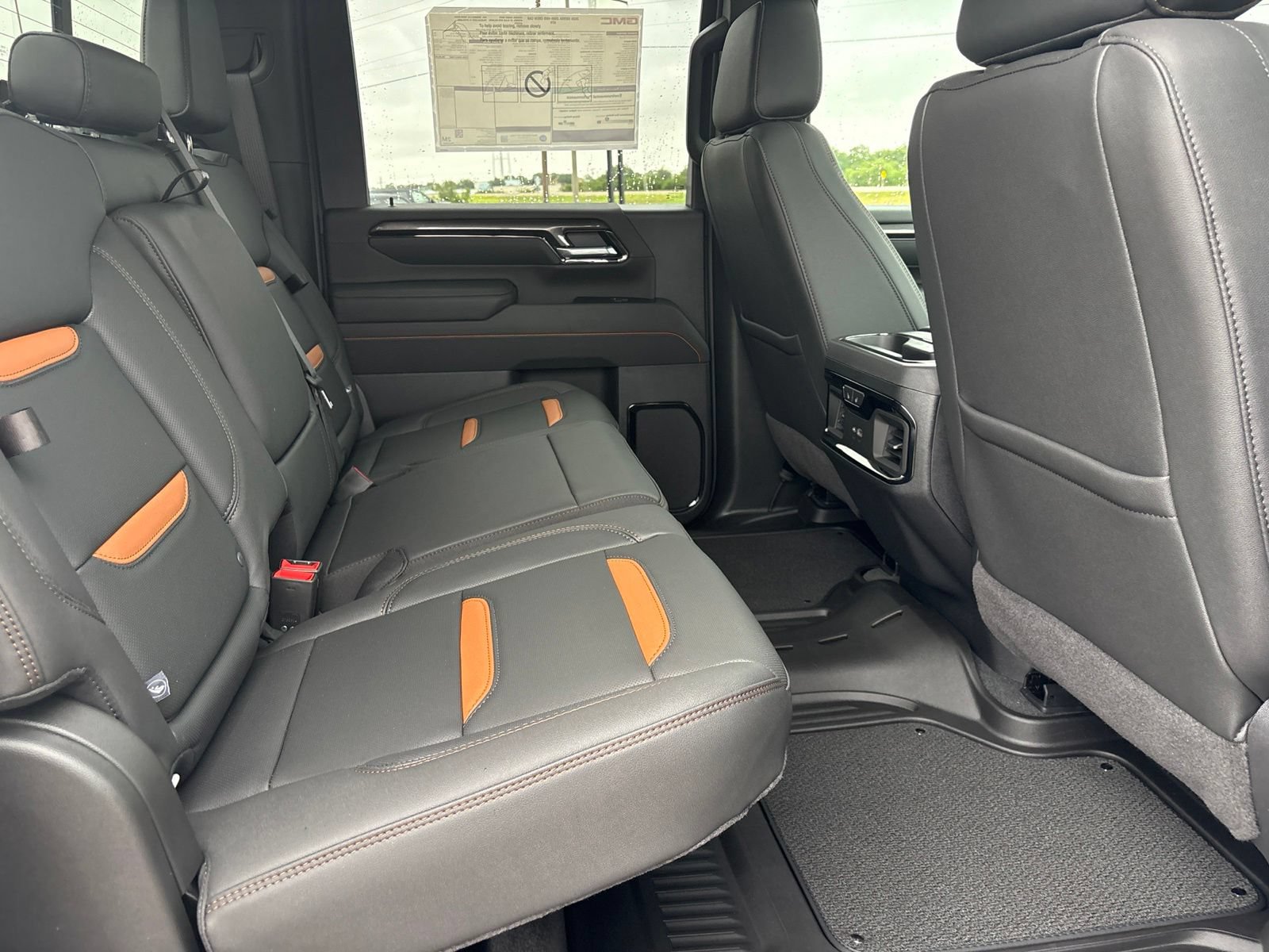 New 2026 GMC Sierra 2500 AT4 w/ AT4 Premium Plus Package AWD/4WD image 18