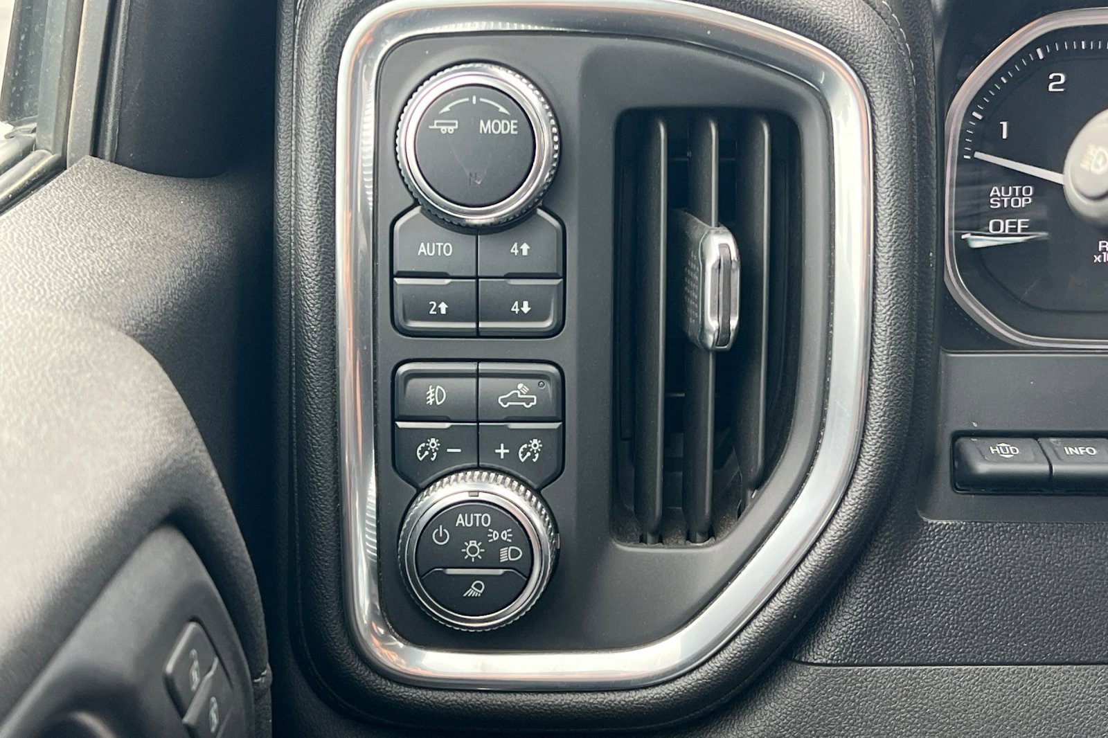 Used 2021 GMC Sierra 1500 Denali w/ Technology Package image 41