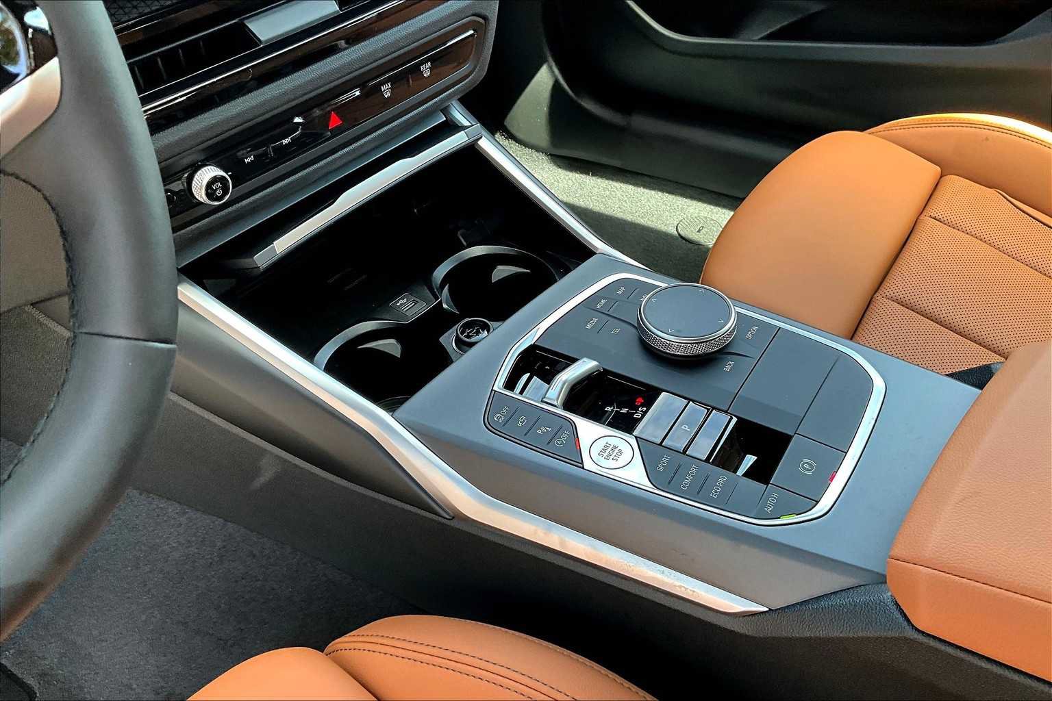 New 2025 BMW 230i Coupe w/ Premium Package RWD image 7