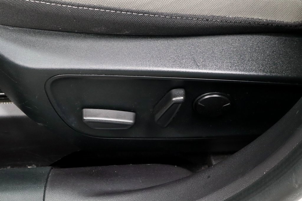 Certified 2022 Ford Escape SE w/ SE Sport Appearance Package image 25