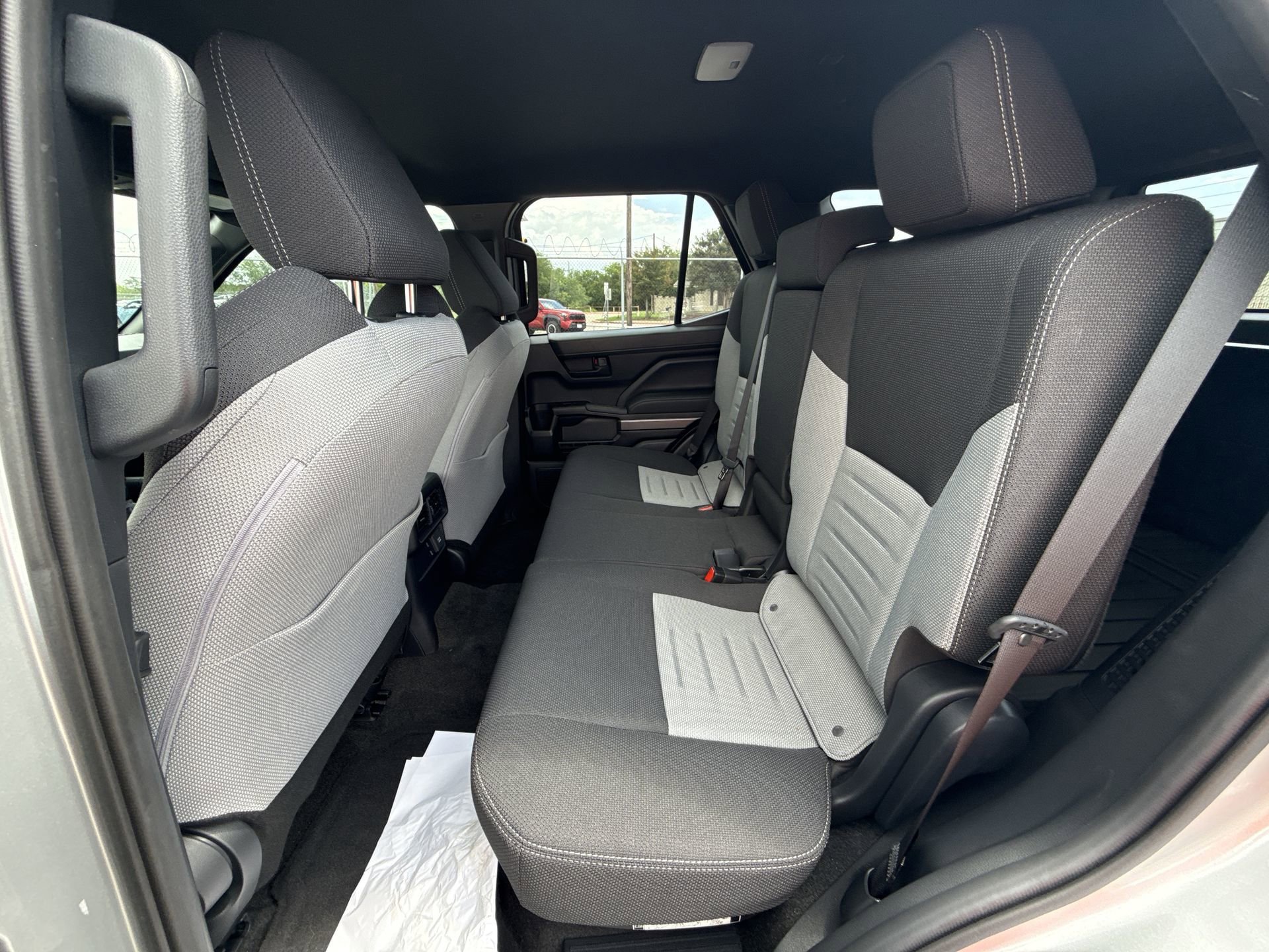 Certified 2025 Toyota 4Runner TRD Off-Road AWD/4WD image 24