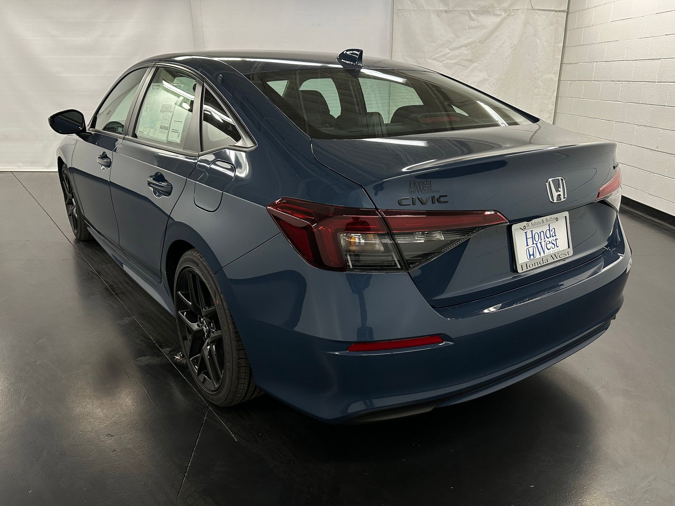 New 2026 Honda Civic FWD Hybrid Sedan image 3