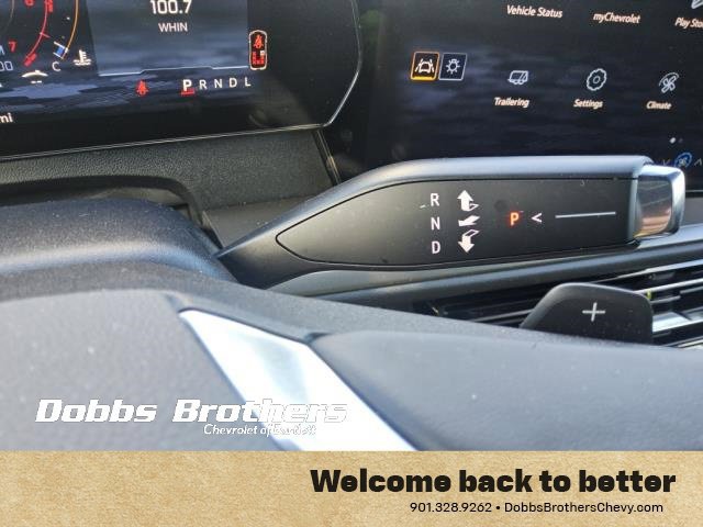 Used 2026 Chevrolet Traverse LT FWD image 3