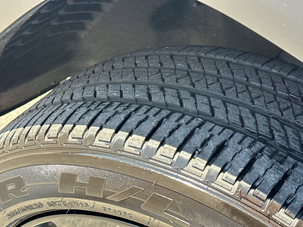 Used 2024 Jeep Grand Cherokee Altitude AWD/4WD image 9
