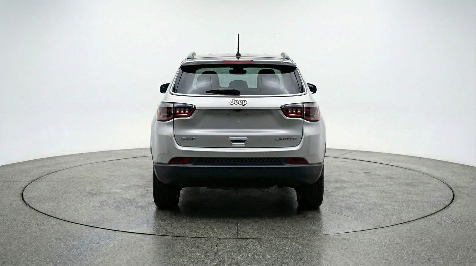 Used 2025 Jeep Compass Trailhawk image 7