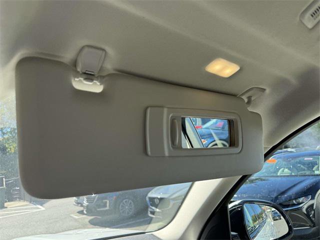 Used 2022 BMW X7 xDrive40i w/ Parking Assistance Package image 29